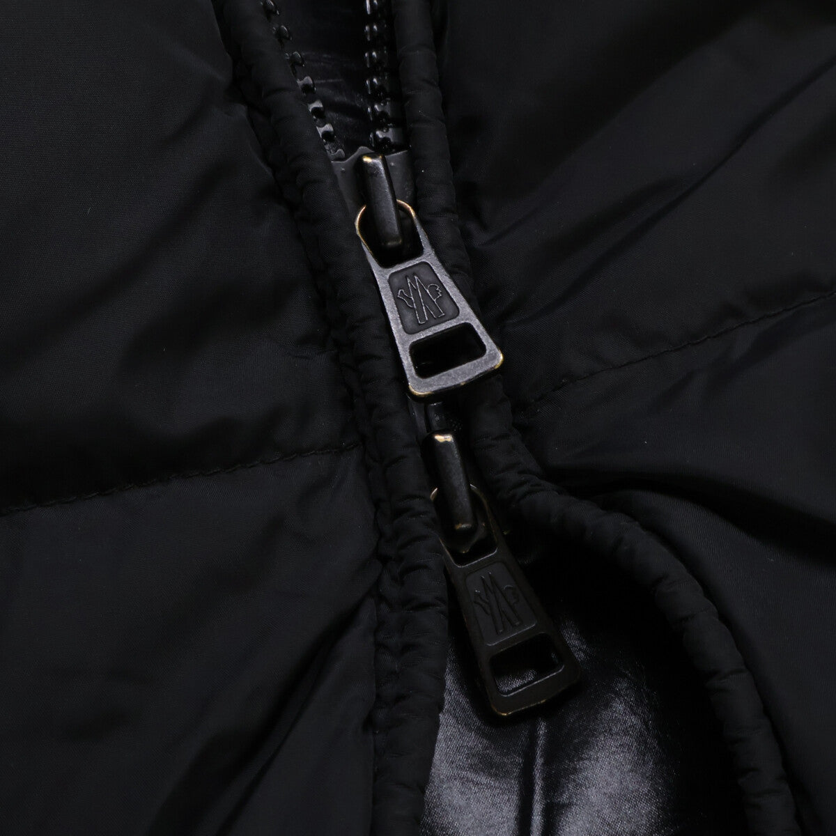 MONCLER Templon Hooded Long Down Coat Black Size 1