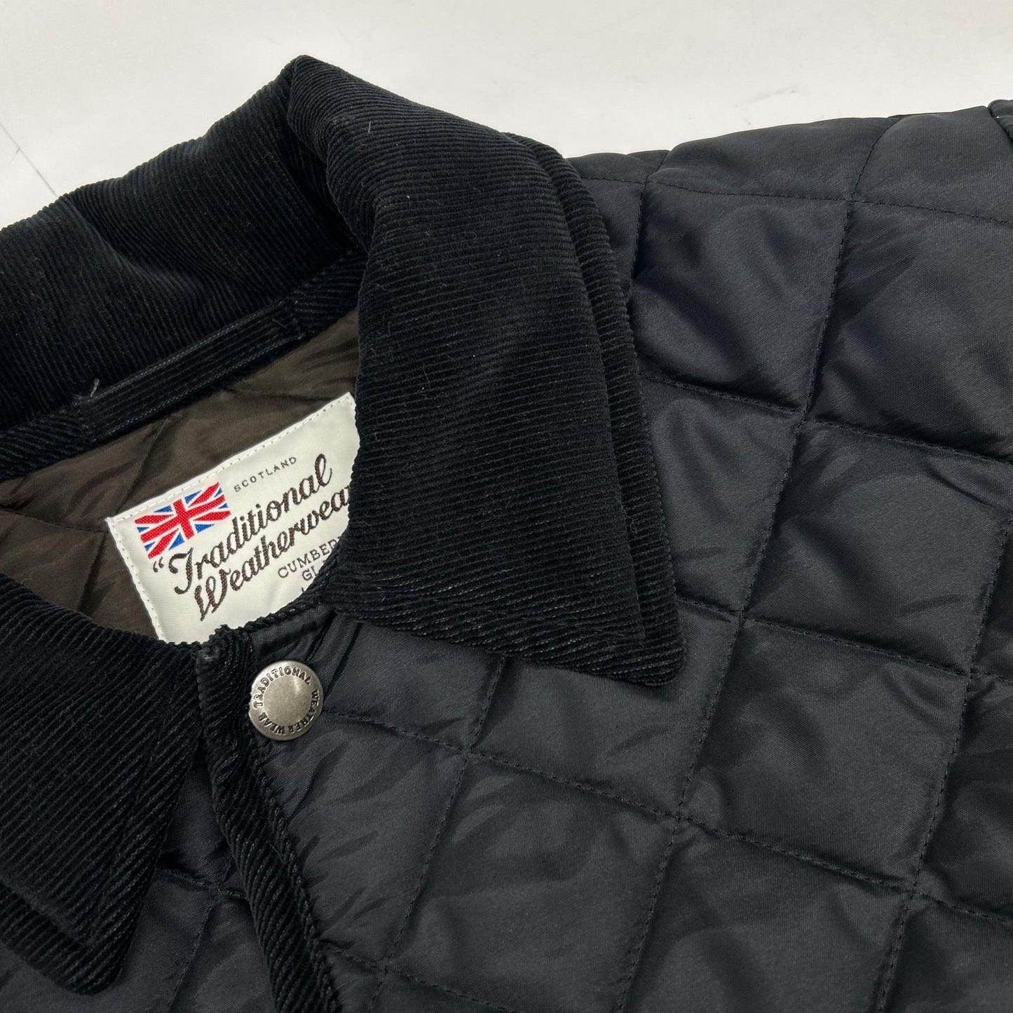 TRADITIONAL WEATHERWEAR Black Quilted Jacket Size 38