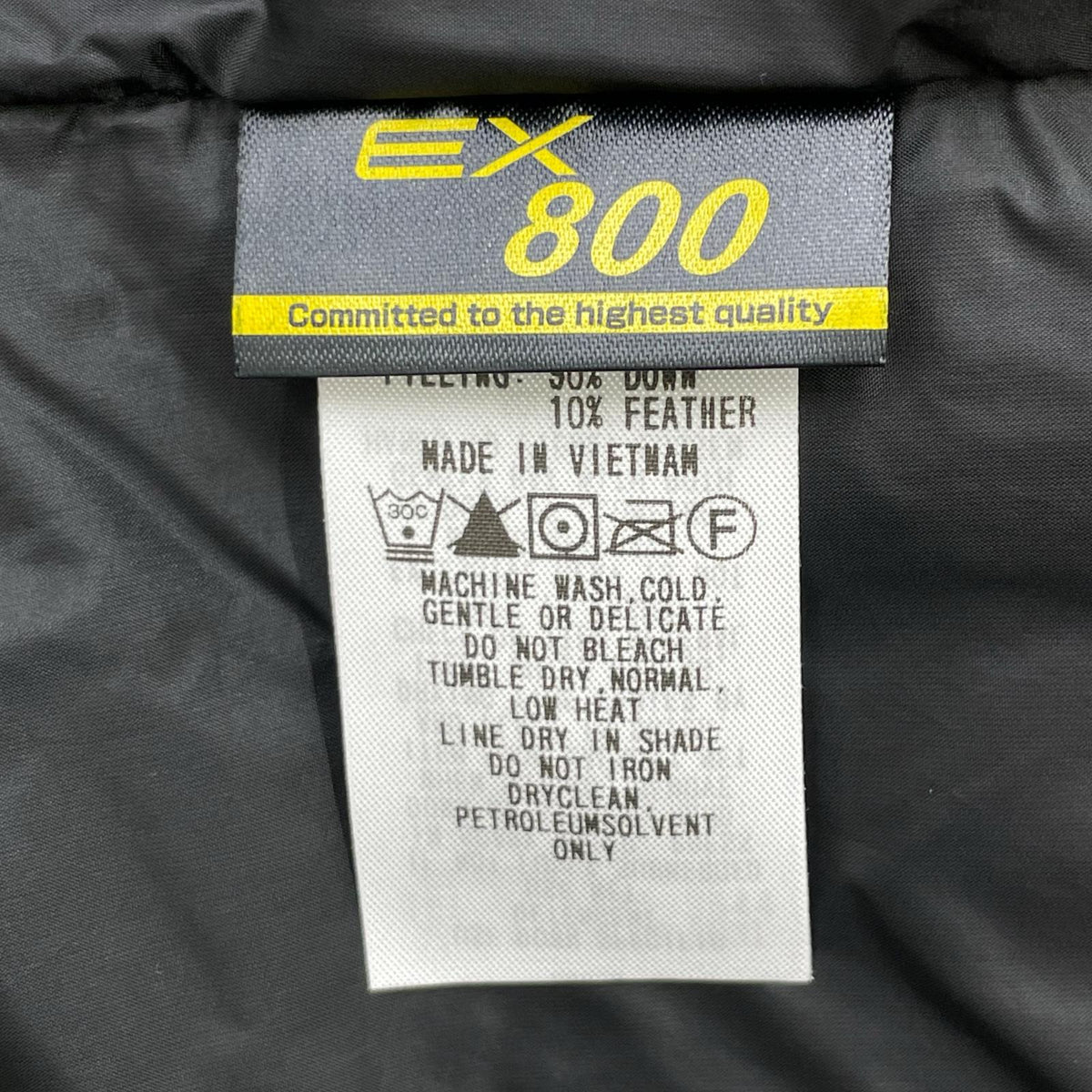 mont-bell Black Dry-Tec 800 Fill Power Down Coat Size M