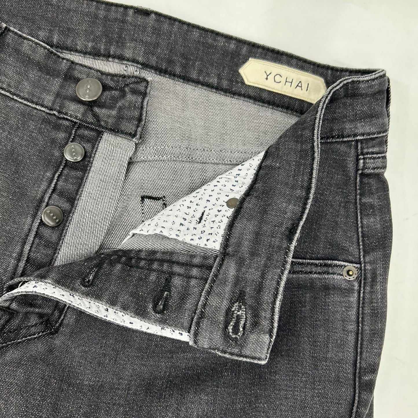 YCHAI ROBUSTO Washed Black Cotton Tapered Jeans Size 31