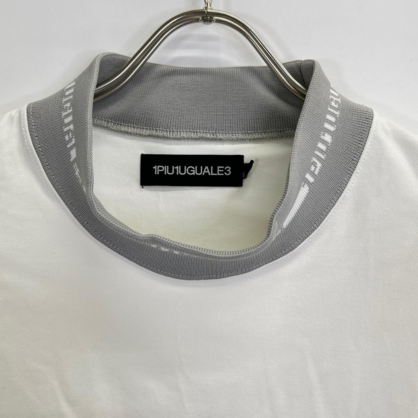 SPORT Comfortable Hybrid Mock Neck T-Shirt White Size IV