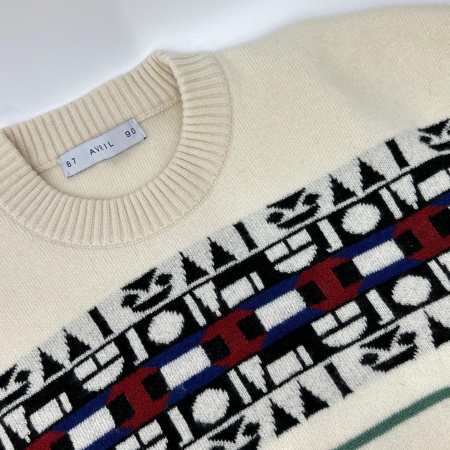 AVRIL Geometric Wool Cashmere Crew Neck Sweater White Size M