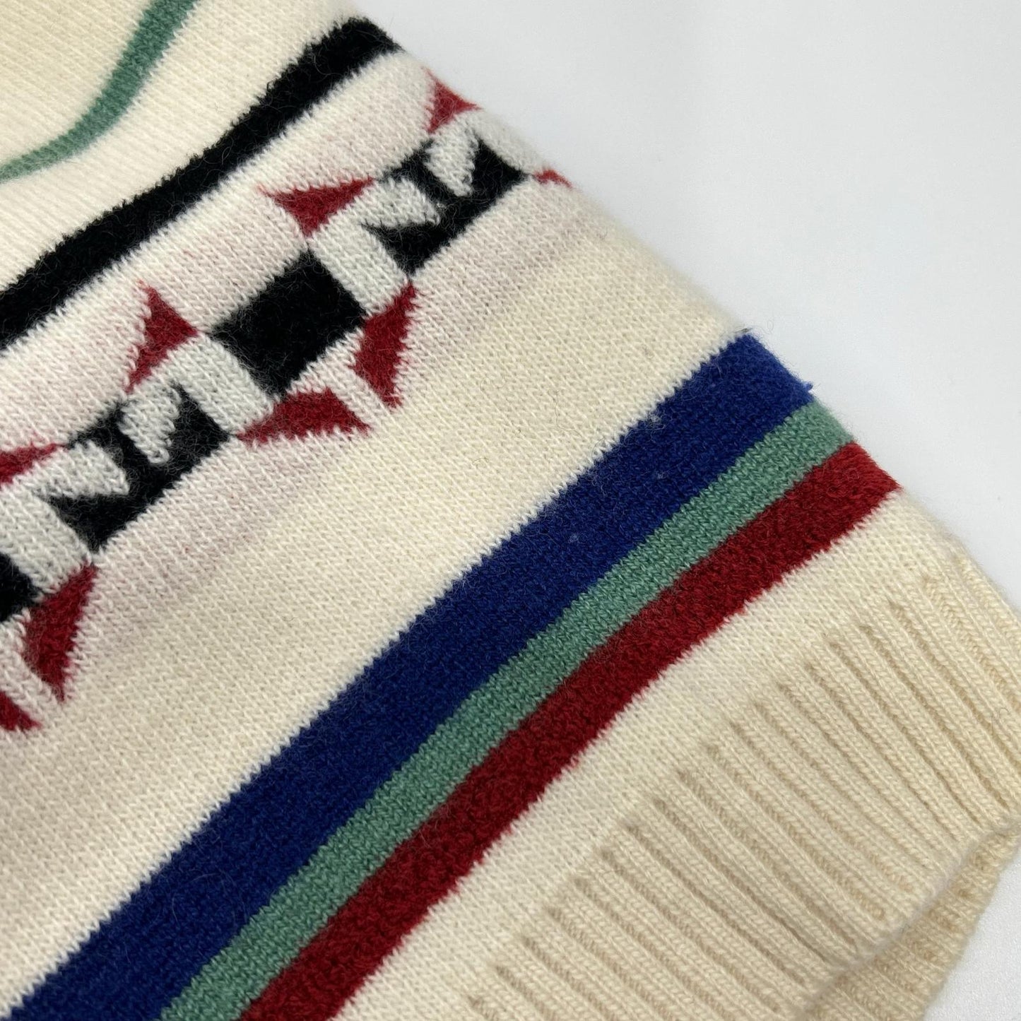AVRIL Geometric Wool Cashmere Crew Neck Sweater White Size M