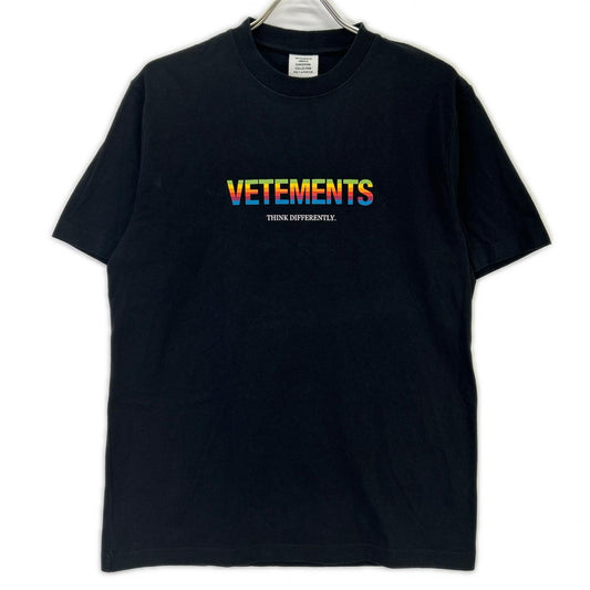 VETEMENTS Colorful Logo Print T-Shirt Black Size M
