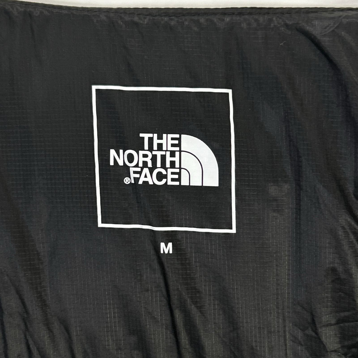 THE NORTH FACE Thunder Roundneck Down Jacket Black Size M