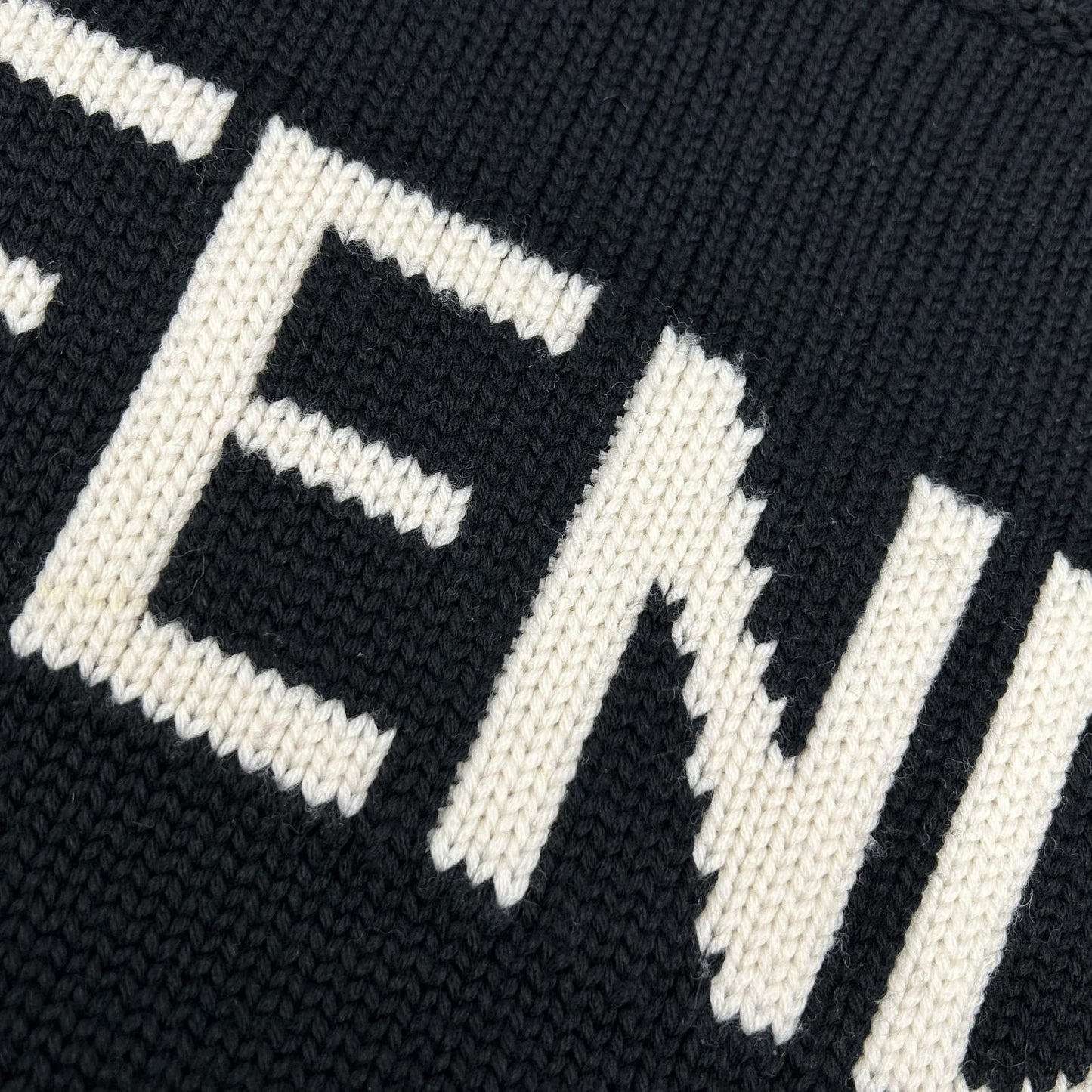 FENDI Black Wool Logo Crewneck Sweatshirt Size 52