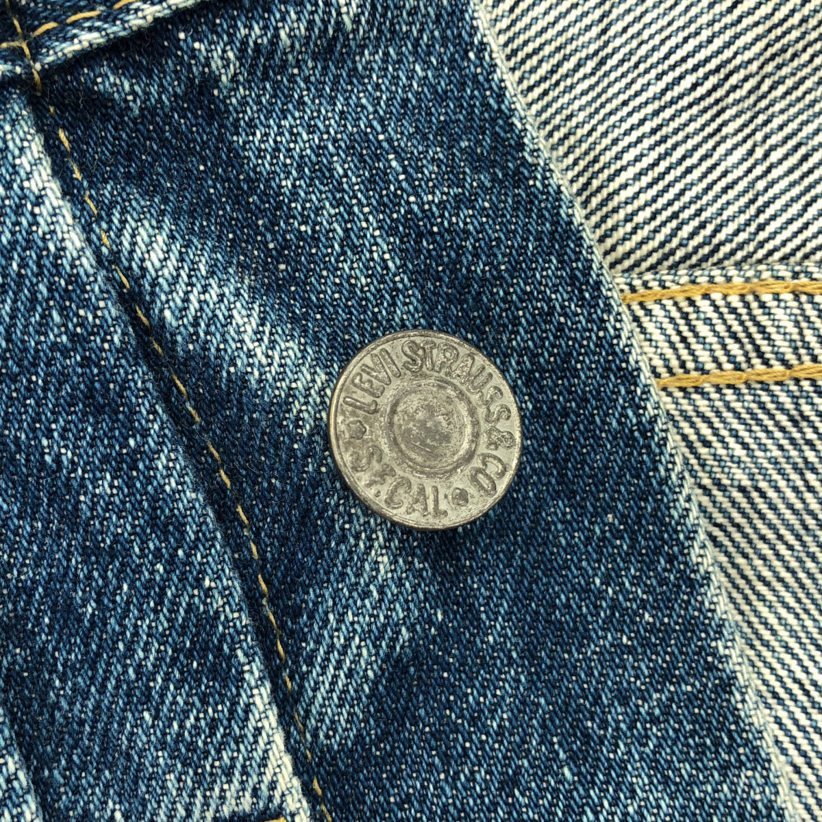 LEVI'S 90s 71507XX 2nd Repro Big E Denim Jacket Size 36