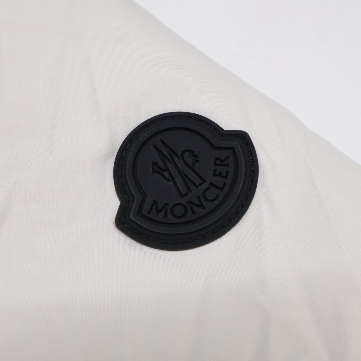 MONCLER 23 Aberden Embossed Logo Hooded Coat Grey Size 0