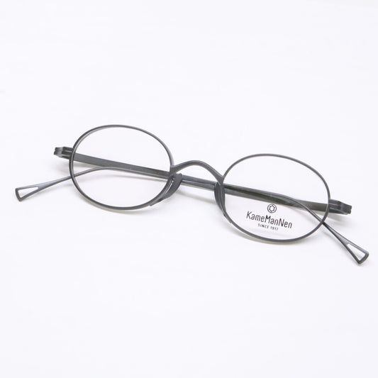 KameManNen KMN9918 MBK Titanium Oval Eyewear Size 45x22-145