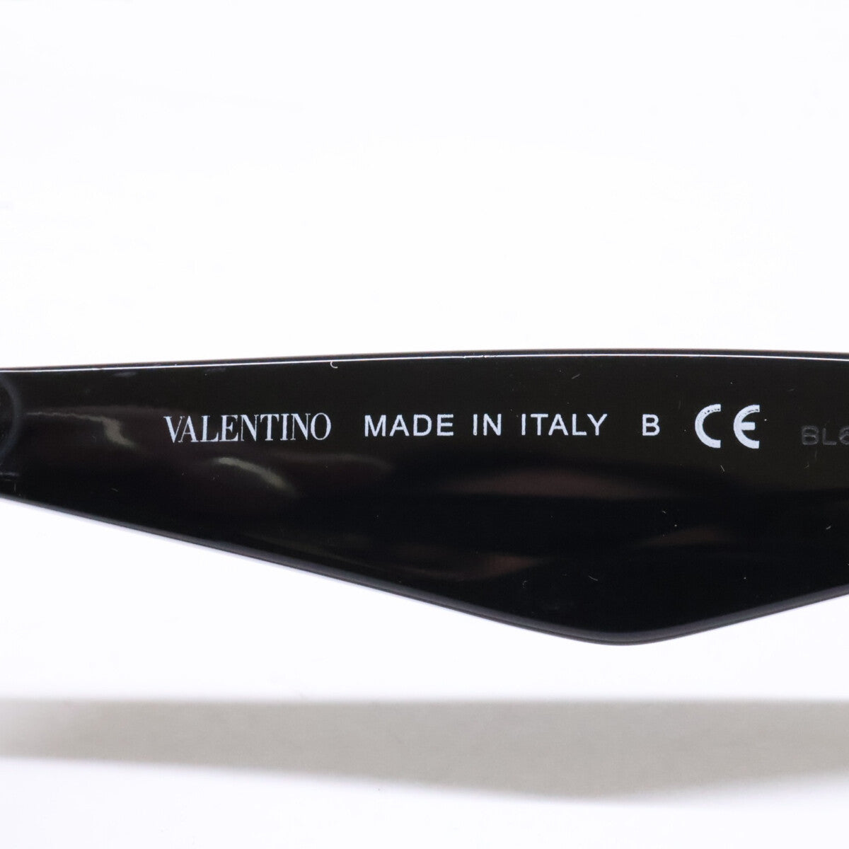 VALENTINO VLTN Rockstud Square Sunglasses Black Size 55x18