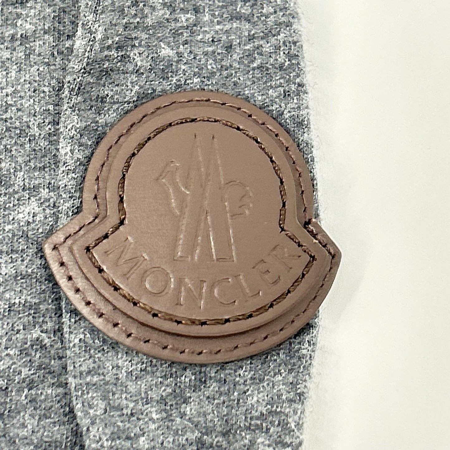 MONCLER Leather Patch Logo Print Long T-Shirt Gray Size L