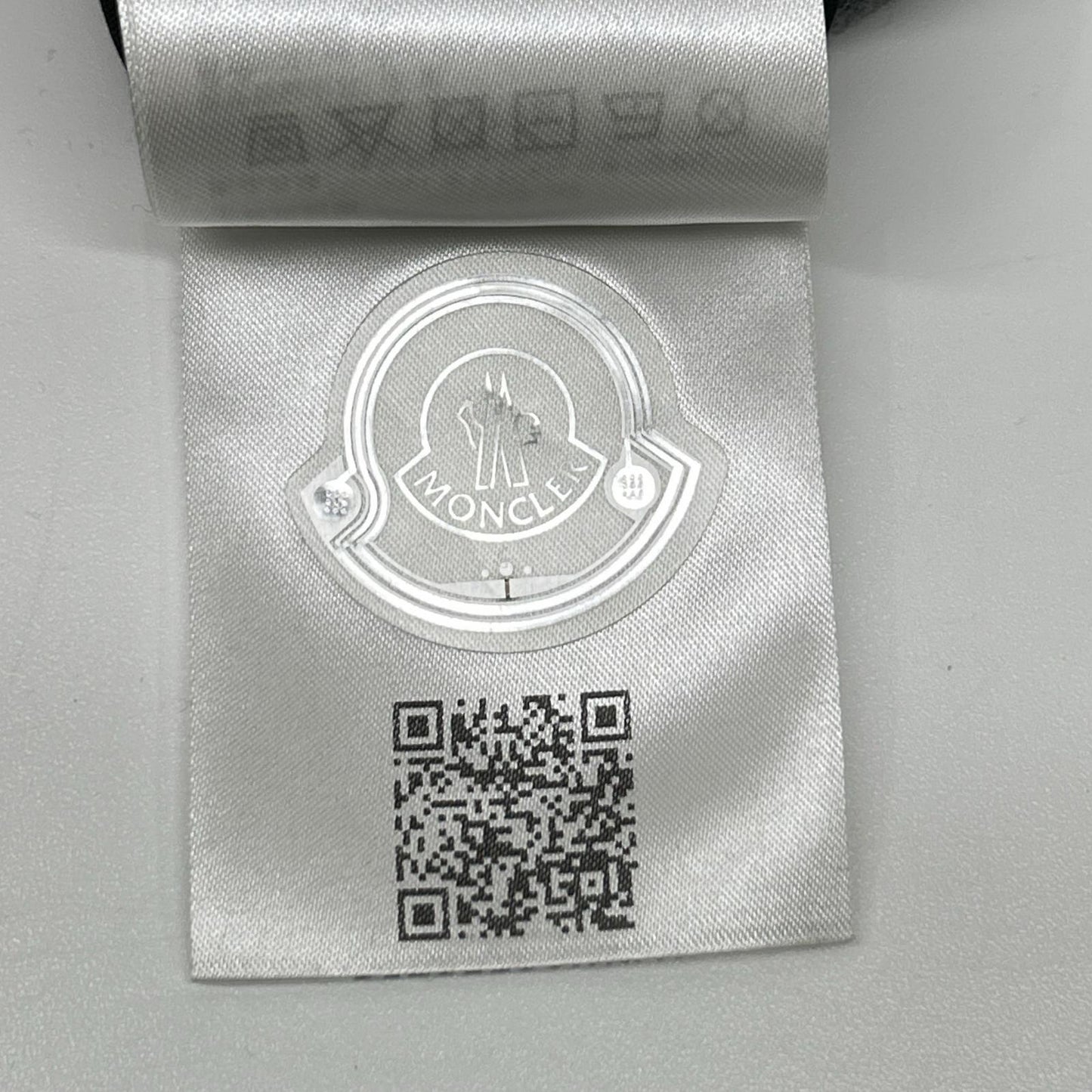 MONCLER Leather Patch Logo Print Long T-Shirt Gray Size L