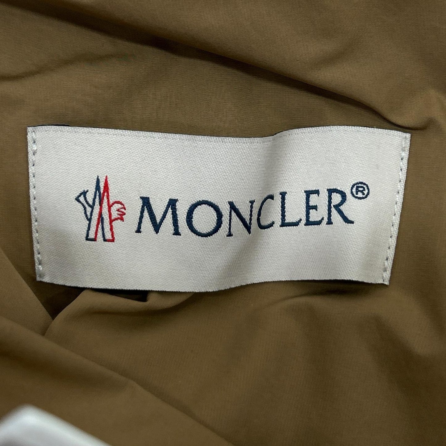 MONCLER Bermuda Nylon Rubber Logo Side Shorts Beige Pants Size 48