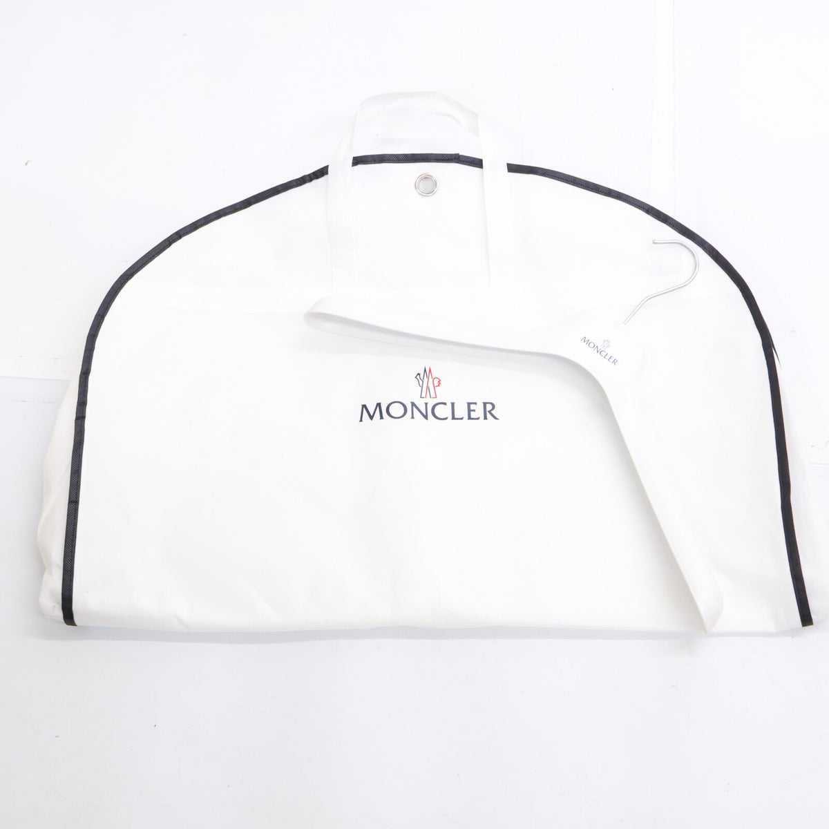 MONCLER 24' DIOUNES Reversible Down Jacket Beige Size 3