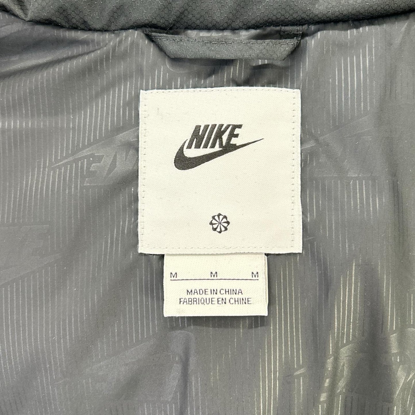 NIKE FB7374-010 Black F Club Puffer Vest Size M