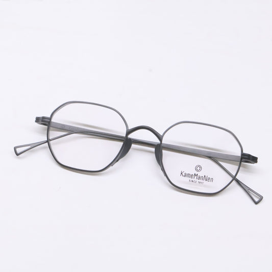 KameManNen KMN9917 Wide Sunglasses Black Size 47X21-145