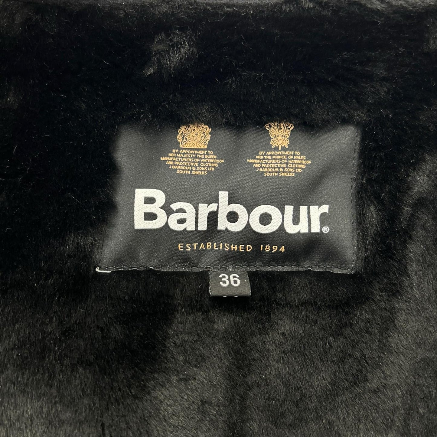 Barbour Black Acrylic Front Zip Fur Liner Vest Size 36