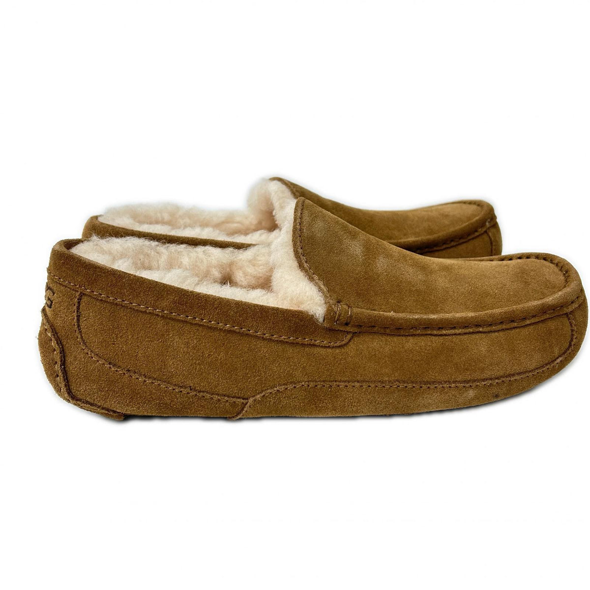 UGG M Ascot Sheepskin Moccasins Loafers Size 8