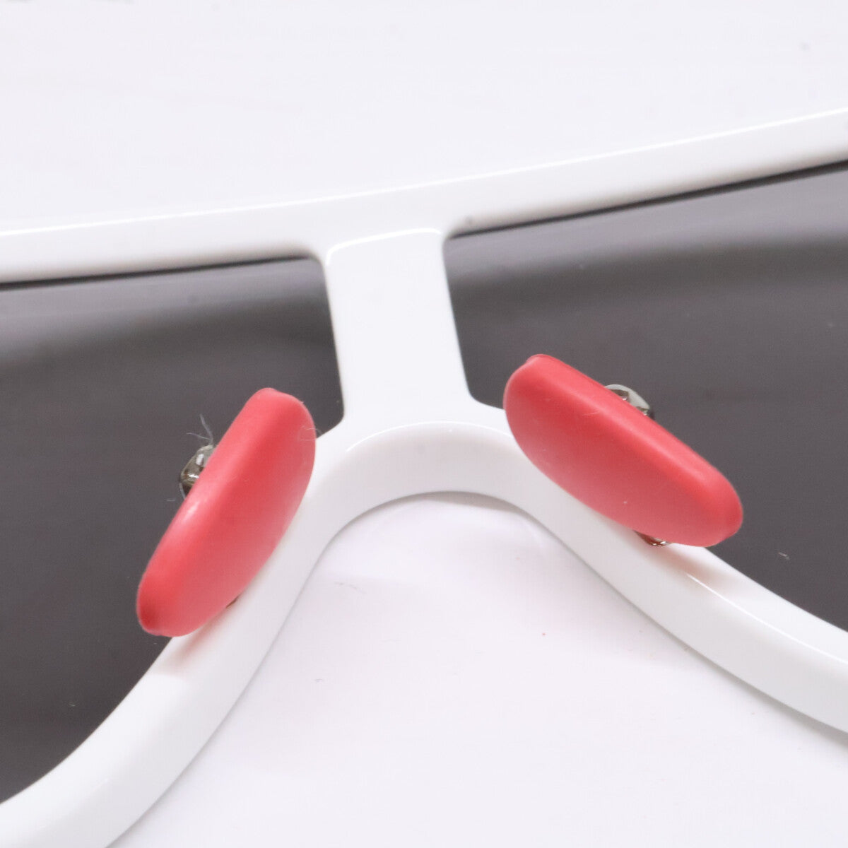 MONCLER Vitesse Shield Shape Sunglasses White Size ONE SIZE