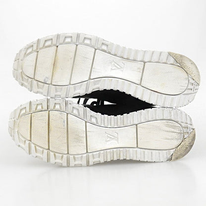 LOUIS VUITTON Runaway Monogram Eclipse Sneakers Black Size 9