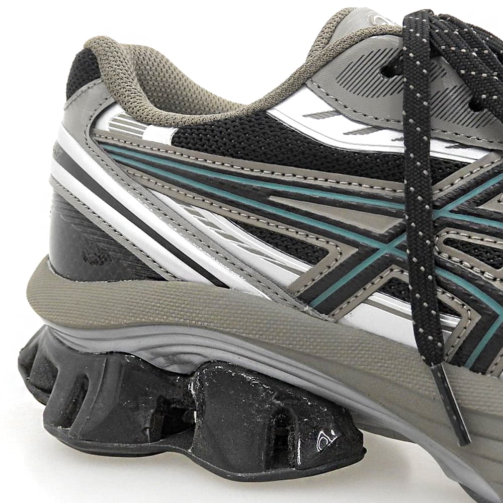 asics GEL-KINETIC FLUENT Black/Dark Taupe Sneakers Size 8.5(US)