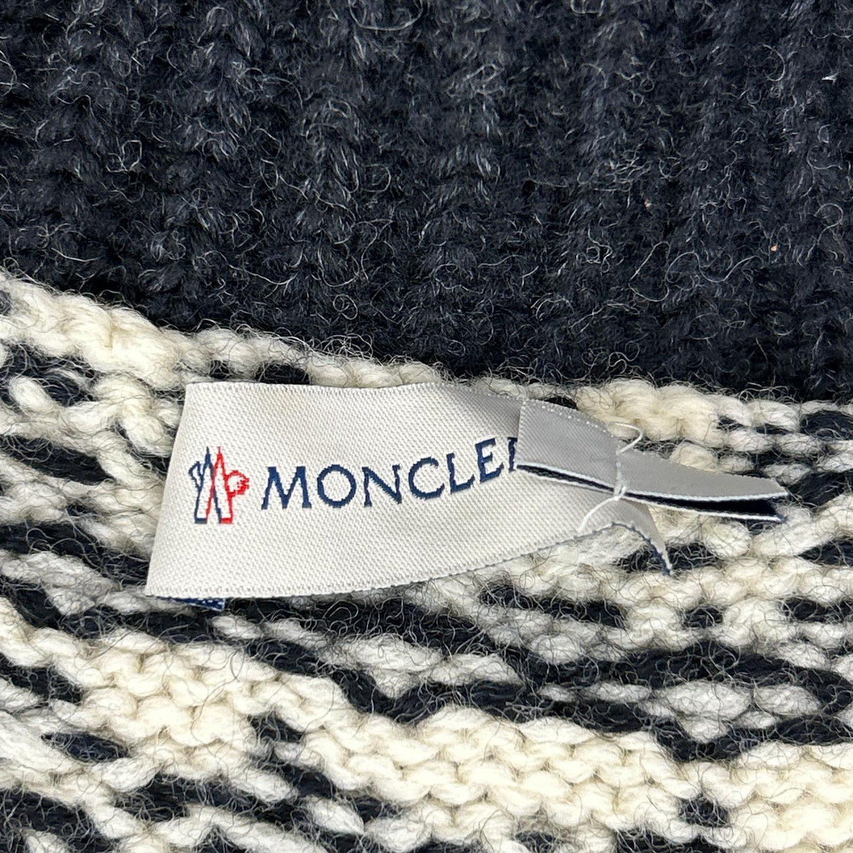 MAGLIONE TRICOT CARDIGAN x MONCLER Ivory Black Nordic Cowichan Sweater Size S