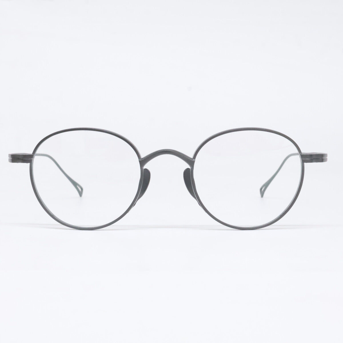 KameManNen KMN113 MBK Boston Eyeglasses Black Size 46X21-145