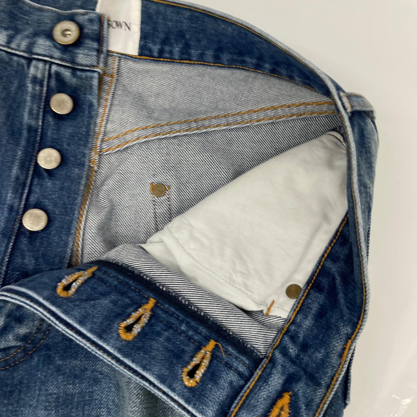 BISOWN 24AW Indigo Bleached Center Press Jeans Size 2