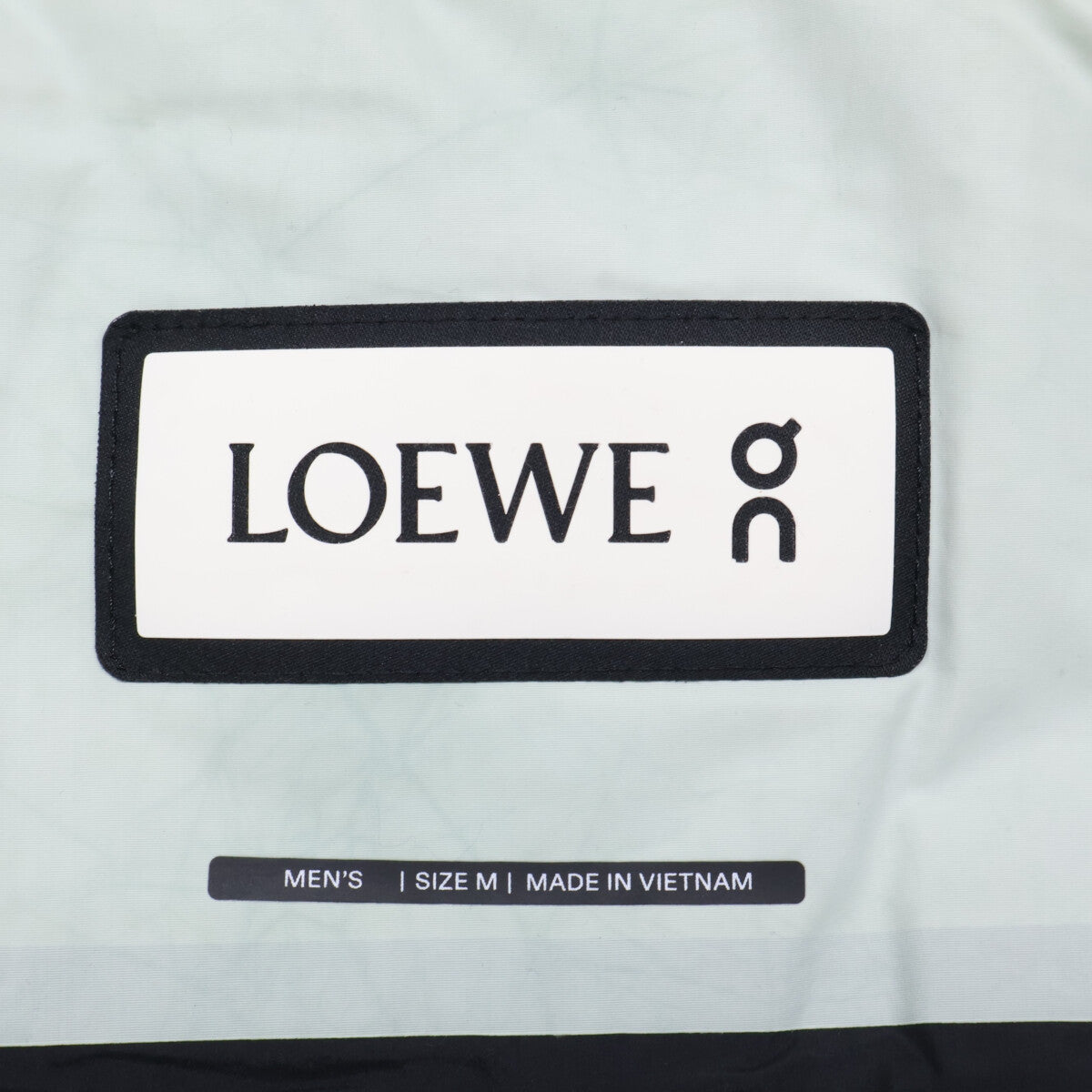 LOEWE x ON Puffer Nylon Hooded Down Light Green Size M