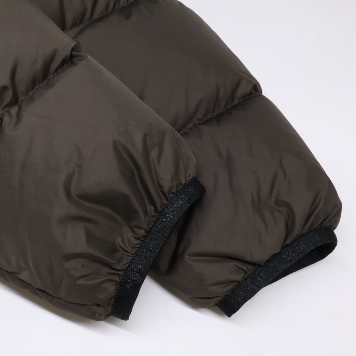 MONCLER Montclar Khaki Hooded Down Coat Size 1