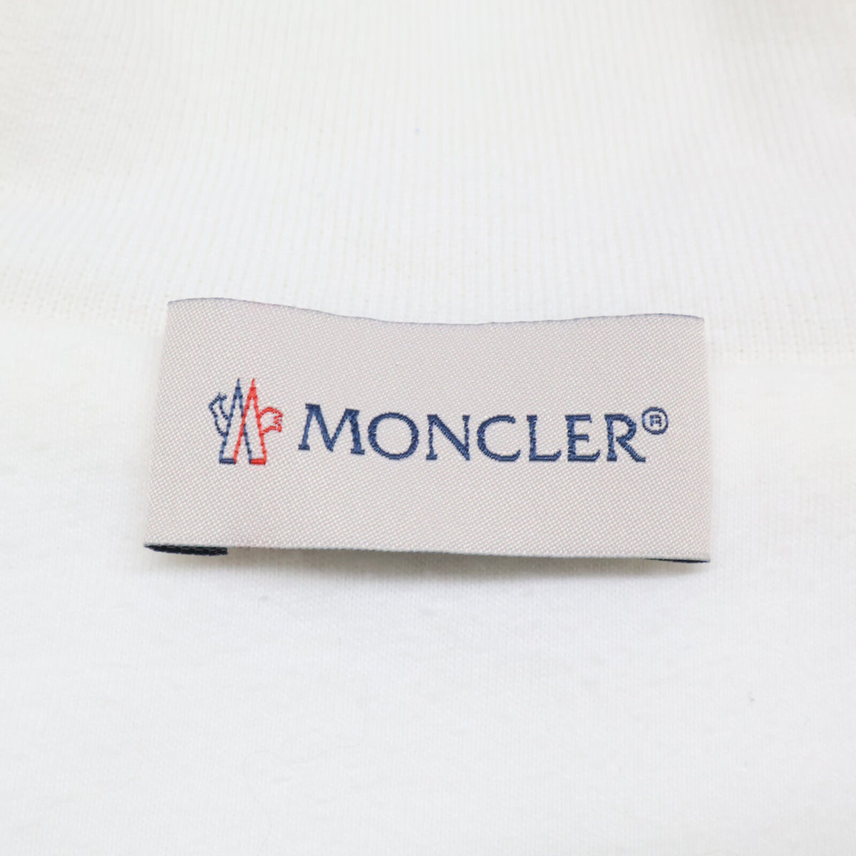 MONCLER Hooded Down Jacket White Size S
