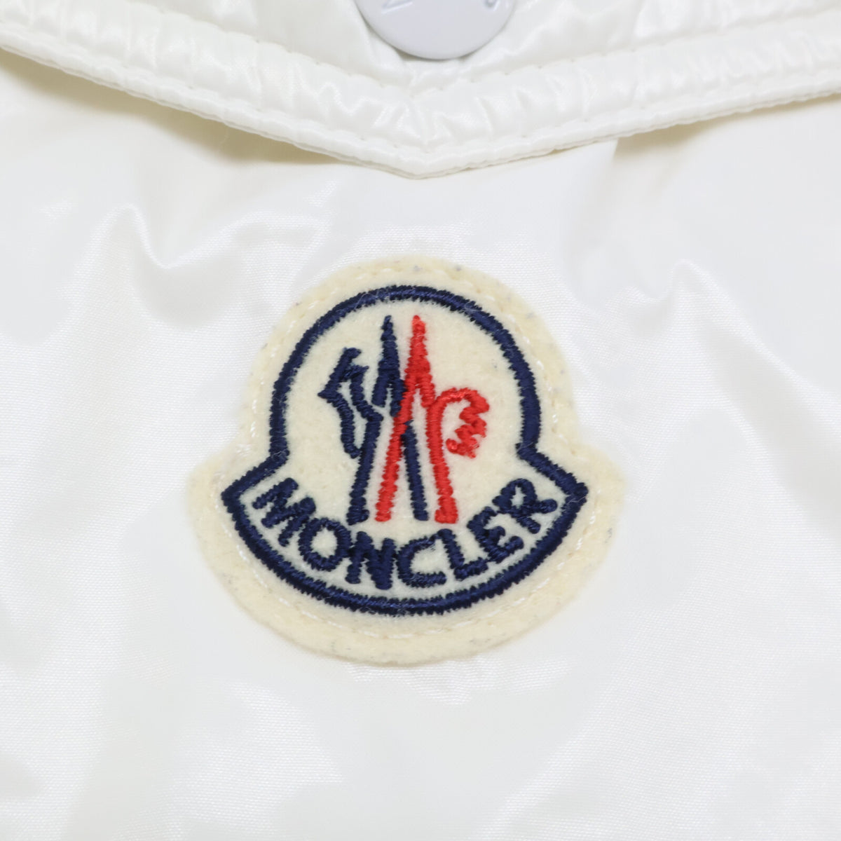 MONCLER Hooded Down Jacket White Size S