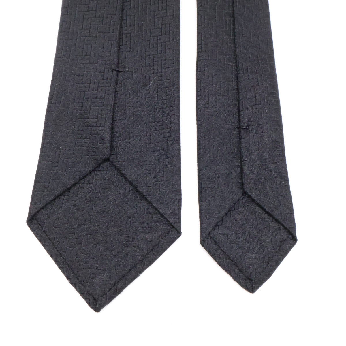 HERMES Facone H 24 H-Woven Silk Tie Black Size ONE SIZE