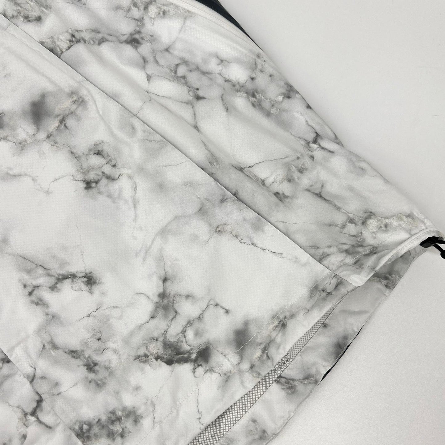 uniform experiment 25SS Marble Mountain White Nylon Jacket Size 4