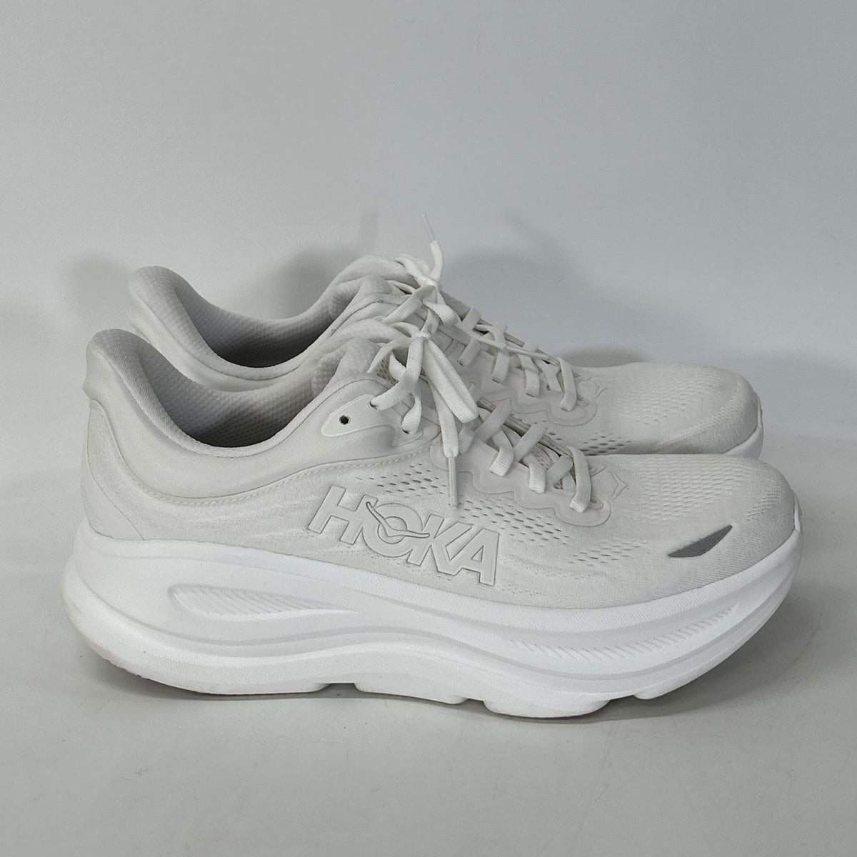 HOKAONEONE BONDI 9 Running Sneakers Size 28