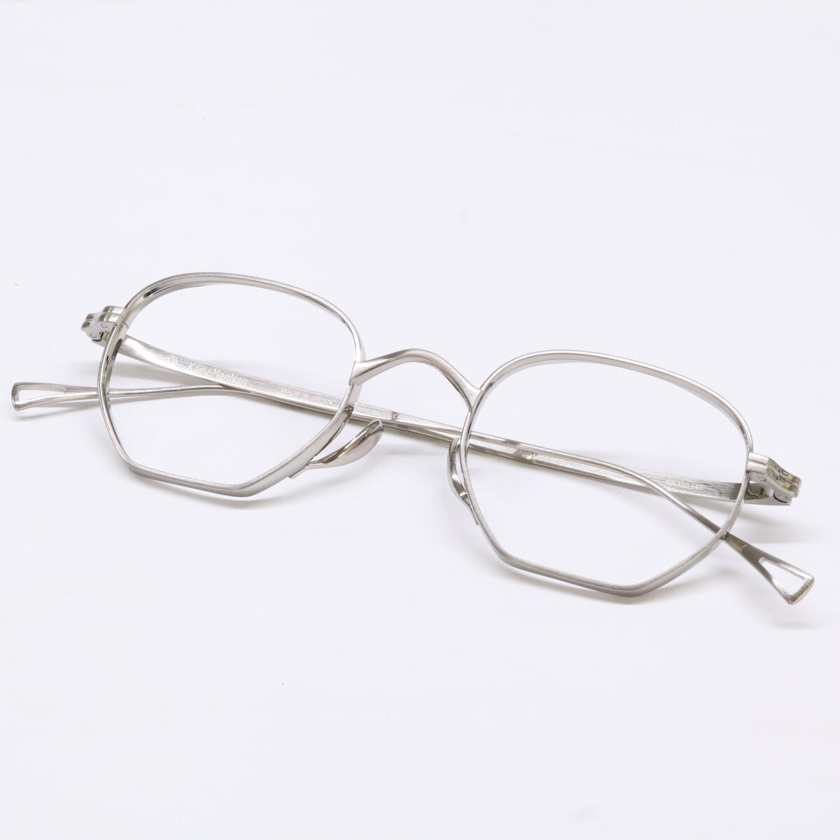 KameManNen KMN9919 TSH Silver Titanium Glasses Size 48X22-145
