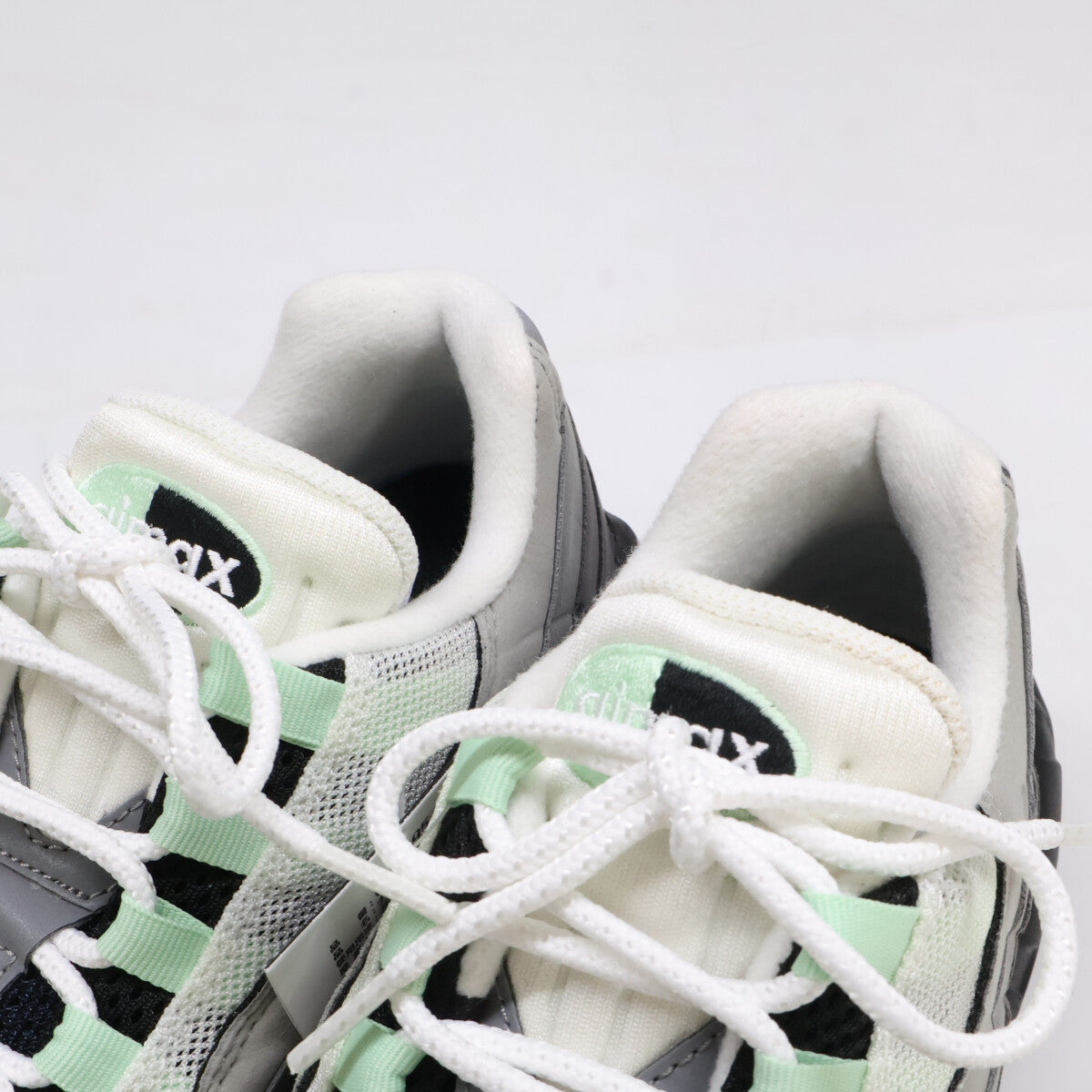 NIKE CD7495-101 Air Max 95 Sneakers White/Mint Size 25.5