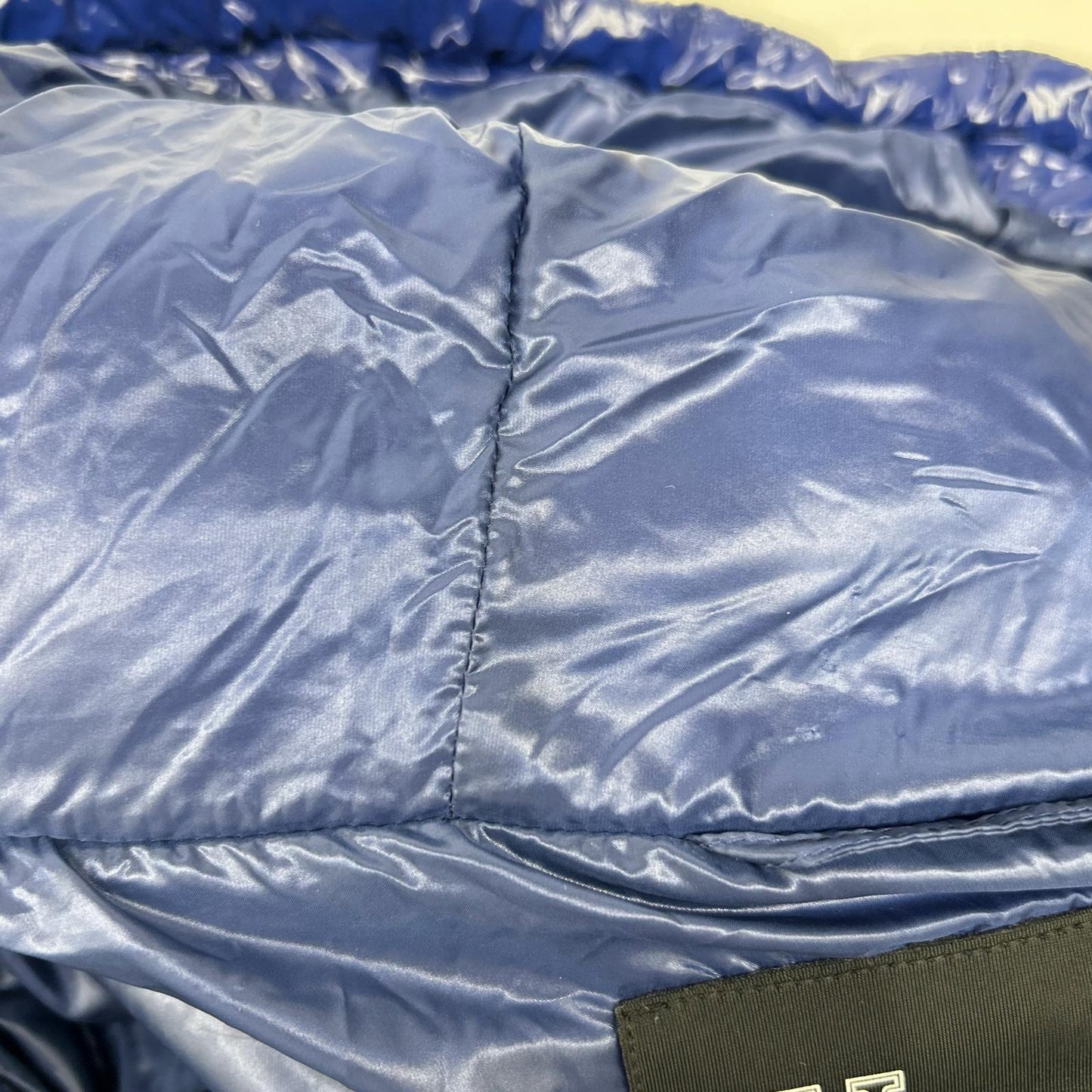 HERNO PI1350D Gloss Belted Padded Down Jacket Blue Size 40