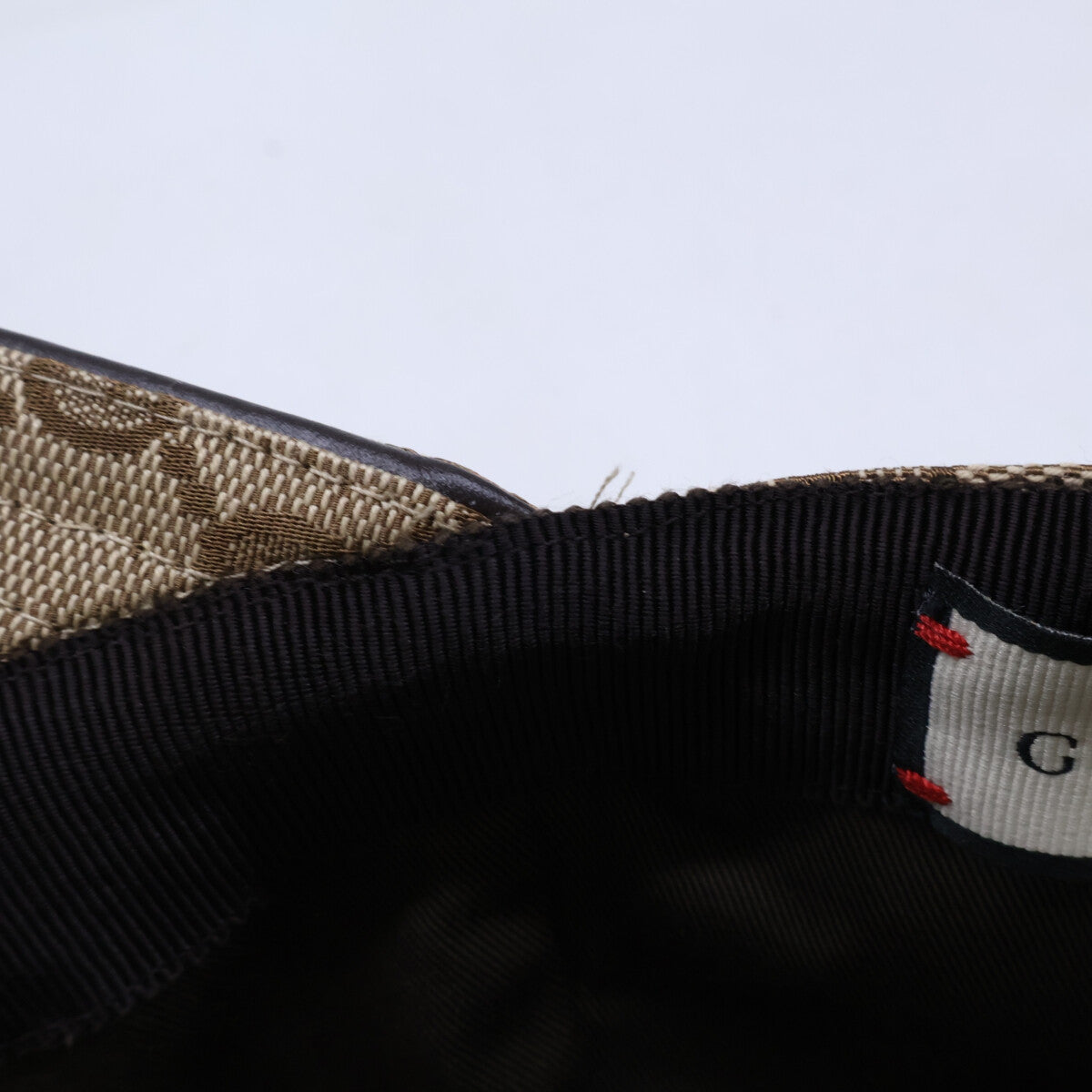 GUCCI GG Canvas Sherry Line Cap Size L 59