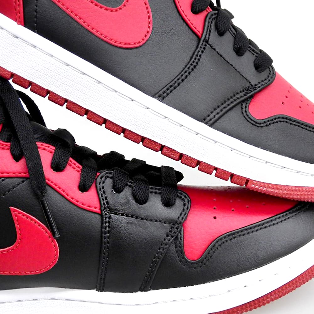 Nike AIR JORDAN 1 MID "Bred" Leather Sneakers Size 8.5(US)