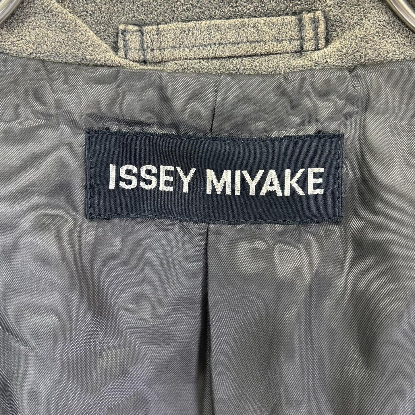 ISSEY MIYAKE MEN 02AW Khaki Suede Blazer Size 2