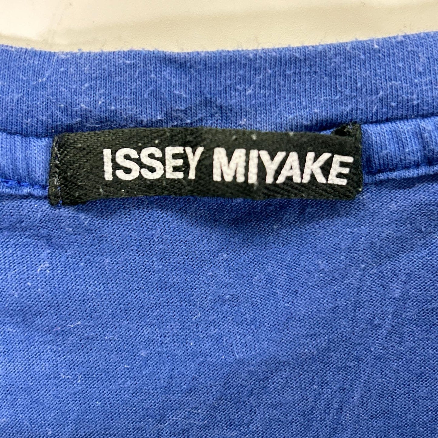 ISSEY MIYAKE MEN Blue Nylon Patchwork T-Shirt Size 4