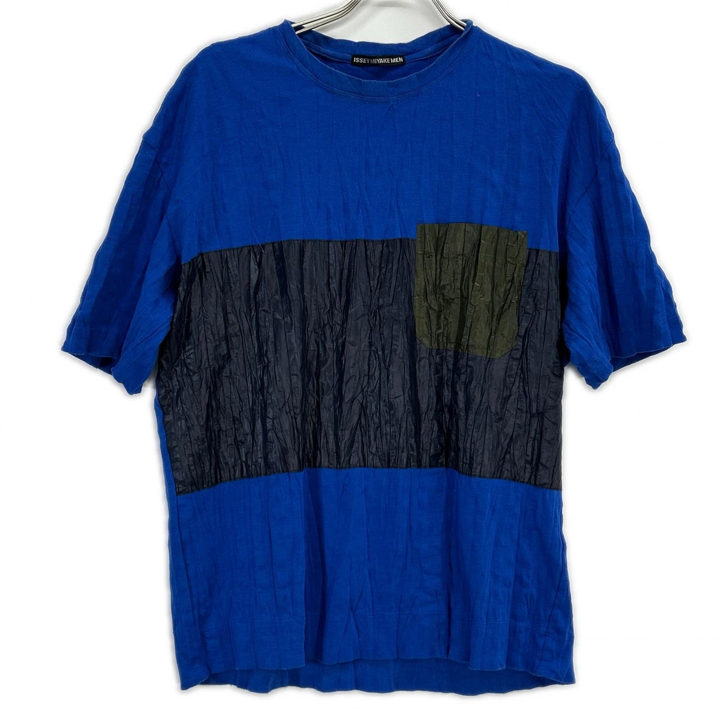 ISSEY MIYAKE MEN 16SS Blue Nylon Panel Pocket T-Shirt Size 3