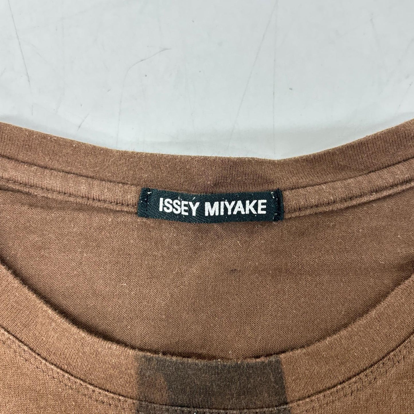 ISSEY MIYAKE MEN Brown Graphic Print T-Shirt Size 4