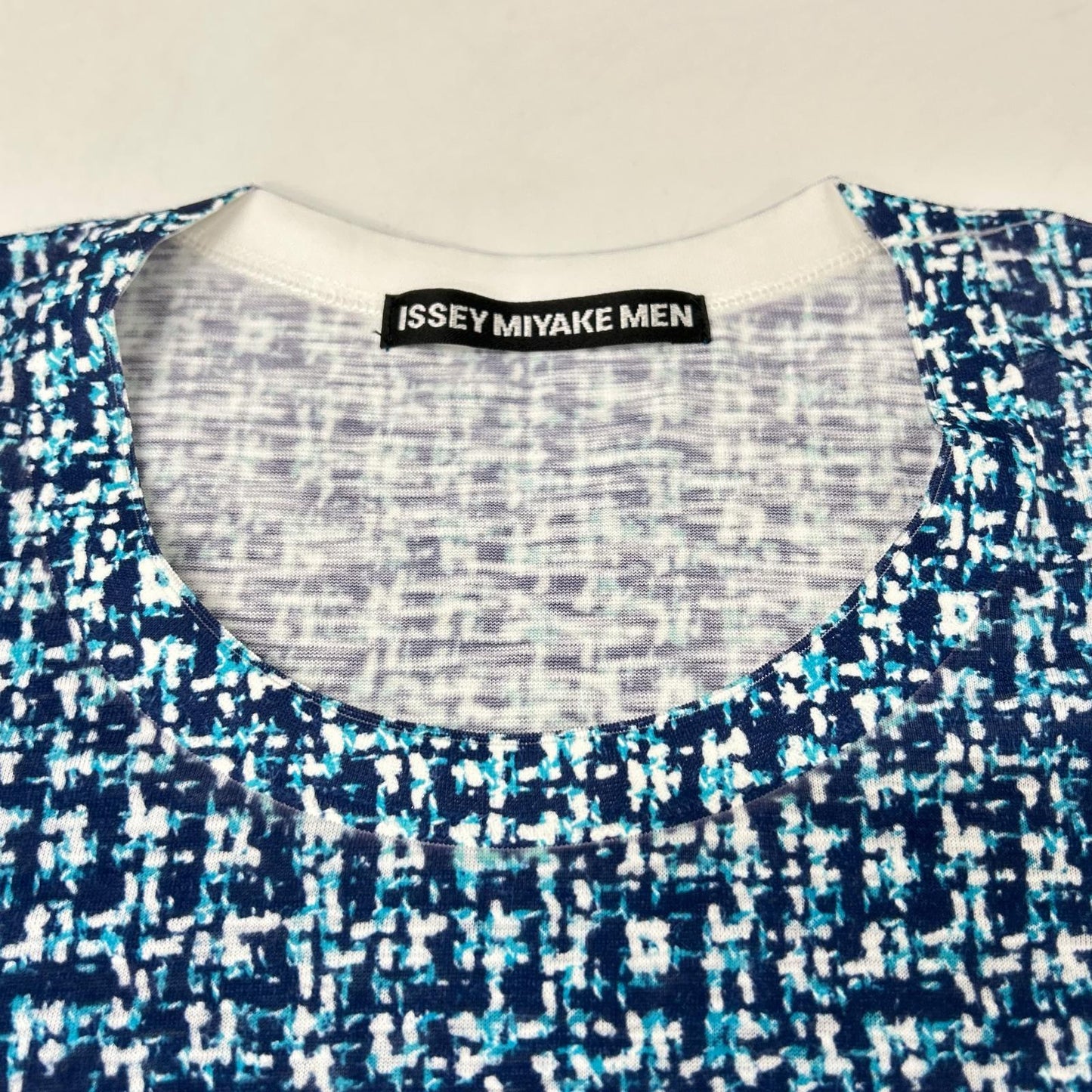ISSEY MIYAKE MEN 13SS Light Blue Print T-Shirt Size 2