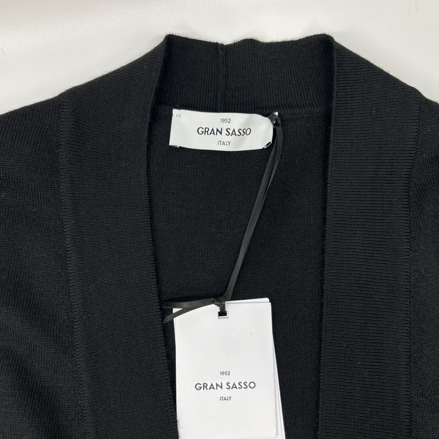 GRAN SASSO Wool 12G Buttonless Knit Cardigan Black Size 48