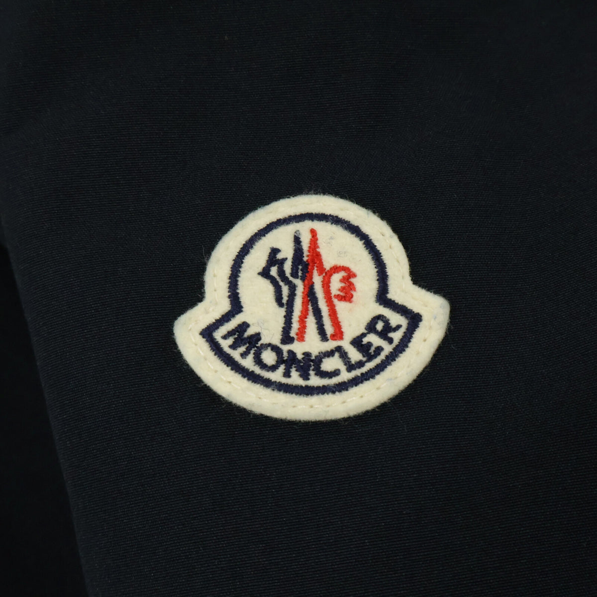 MONCLER PREFOUNS Reversible Hooded Down Jacket Navy Size 2
