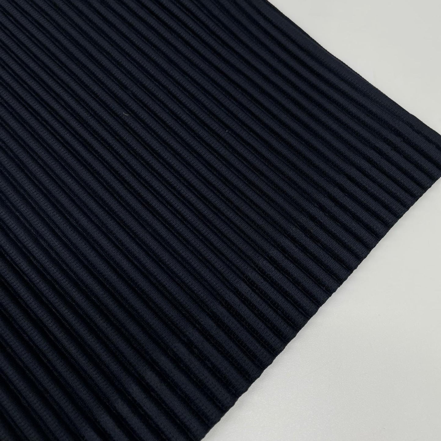 HOMME PLISSE ISSEY MIYAKE 25AW Pleated Vest Navy Size 2