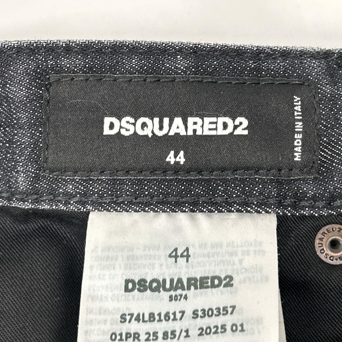 DSQUARED2 S74LB1617 Skater Faded Black Wash Jeans Size 44