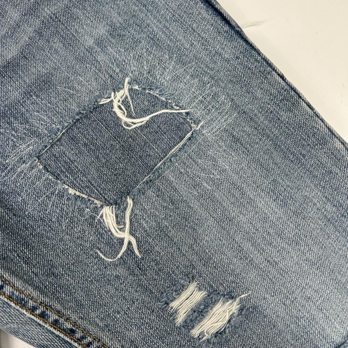 DOLCE&GABBANA Distressed Skinny Denim Light Indigo Size 44